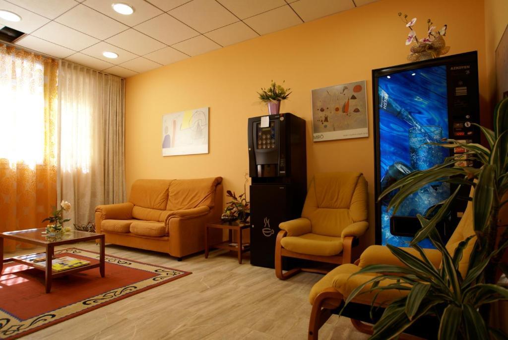 Hotel Mont-Roig Extérieur photo